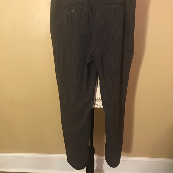 Van Heusen Pants ❤️ - Picture 4 of 5